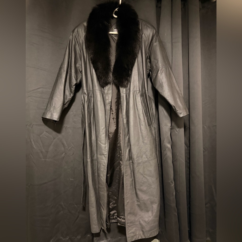 Vintage Greg Bell Leather Trench Coat with Fur Trim